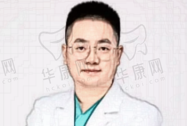 瞿健