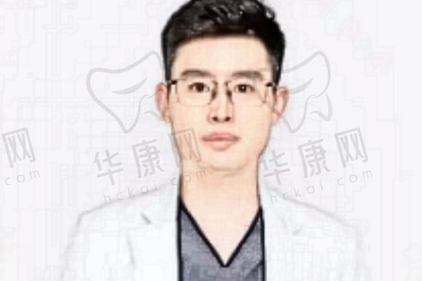 李明阳