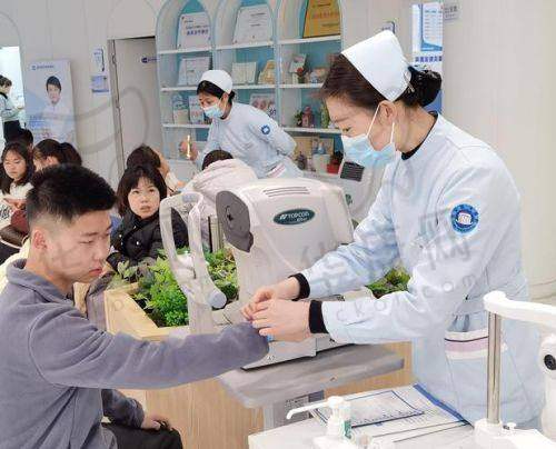 如何预约重庆南岸爱成眼科医院SIART全激光手术