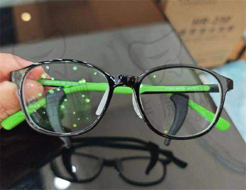 沧州爱眼医院眼科赵晓丽Smile3.0全飞秒手术患者评价